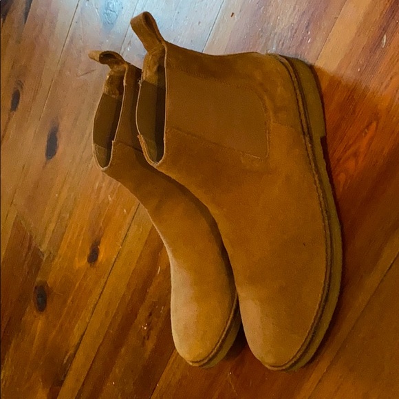 Barneys New York Other - Suede Chelsea boots